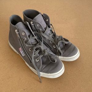 Superga High Top Sneakers. Gray. Mens 5.5/Womens 7. Side Zippers. Lace front.